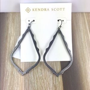 Kendra Scott Sophee gunmetal earrings